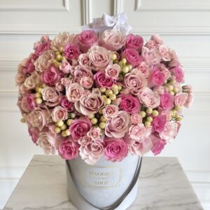 B&BA Sweet Mondial Rose Box